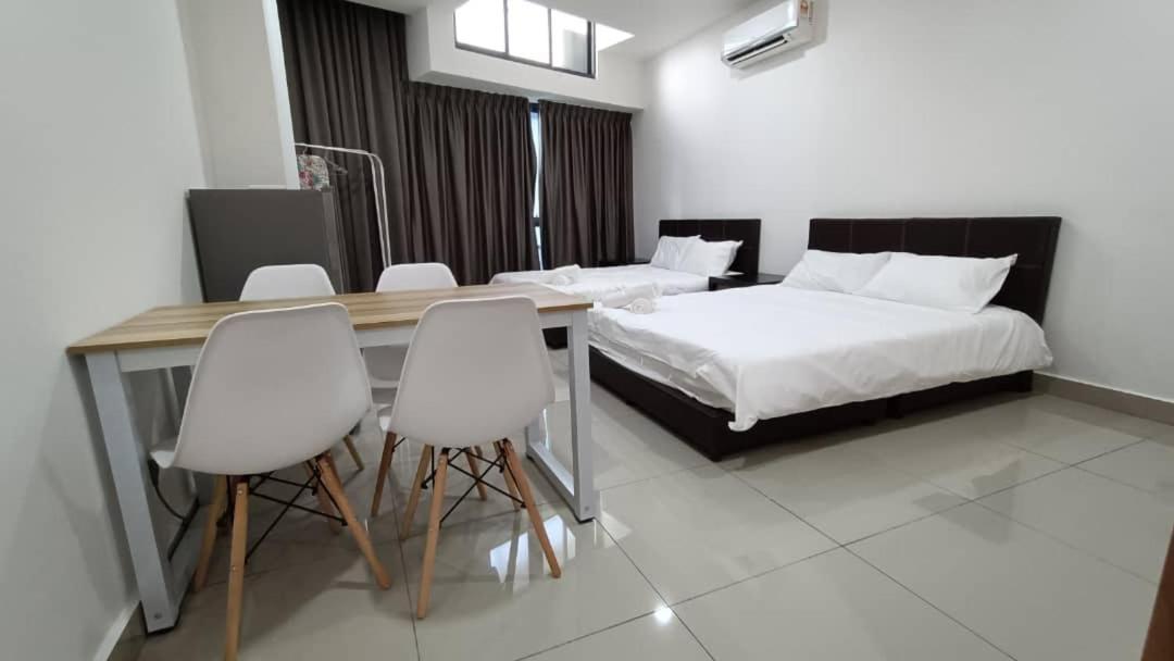 Apartamento Pacific Towers Star Seksyen 13 Pj Jaya One Parking Pool Kitchen Petaling Jaya Exterior foto