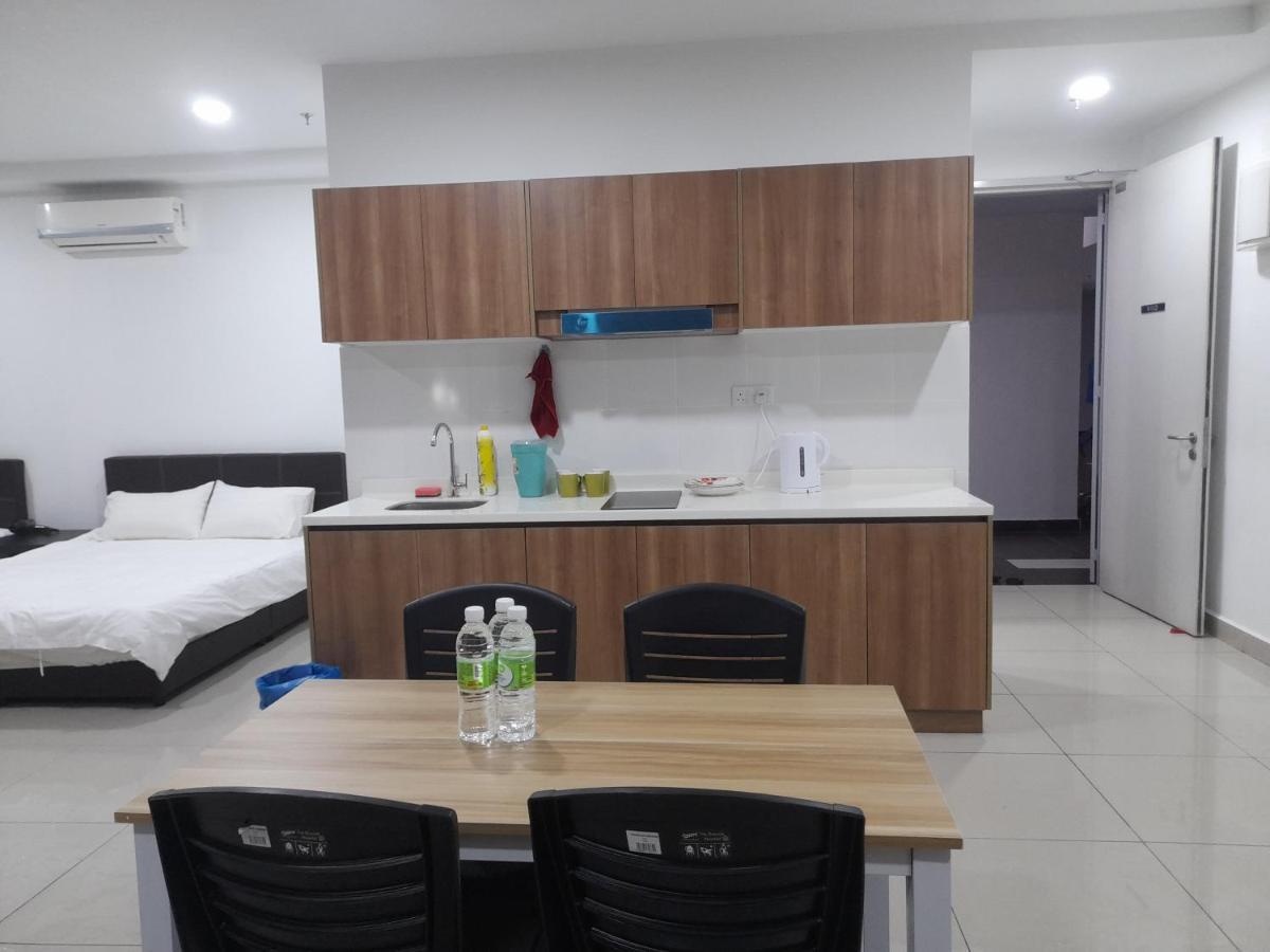 Apartamento Pacific Towers Star Seksyen 13 Pj Jaya One Parking Pool Kitchen Petaling Jaya Exterior foto